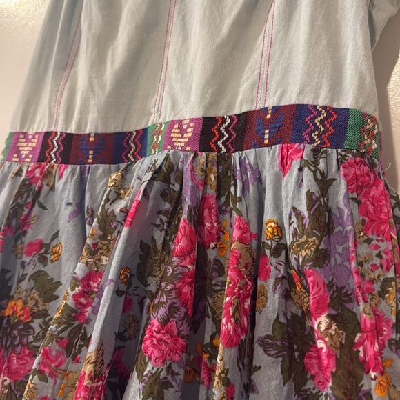 ♡Lucca Couture Pretty Floral Dress♡ - Picture 3 of 6